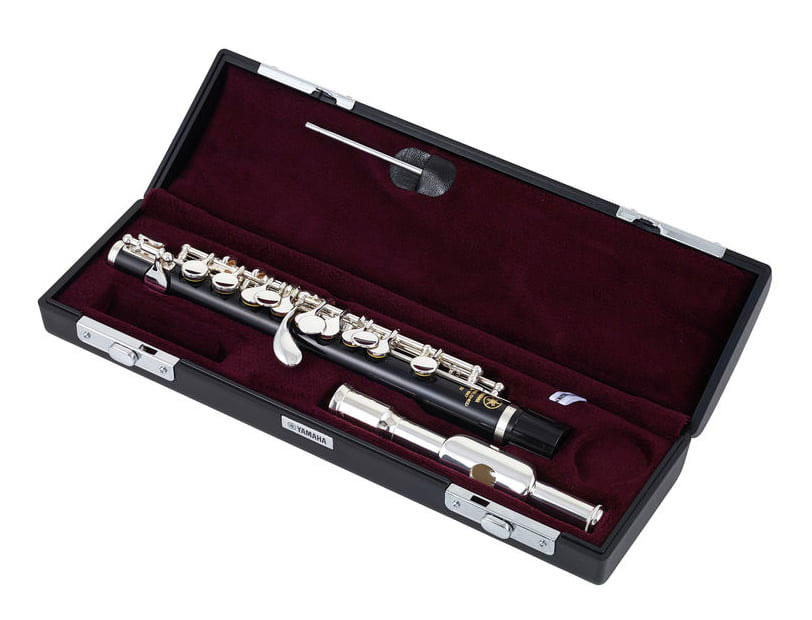 Yamaha Piccolo Flute YPC-32