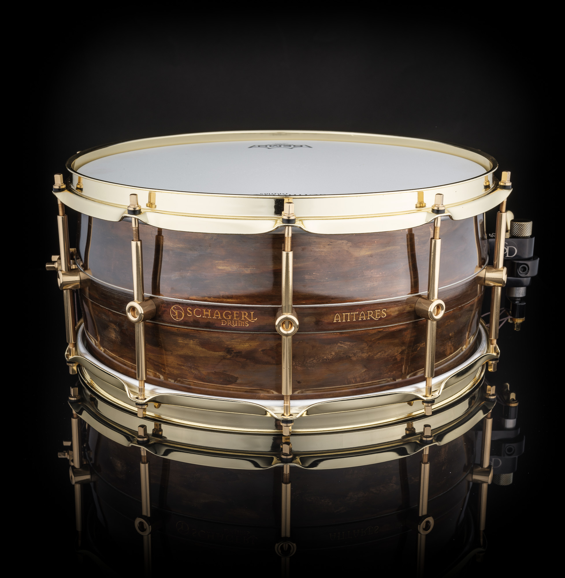 Schagerl Antares Snare Drum 14"x6,5" Brass, Dark Vintage Go