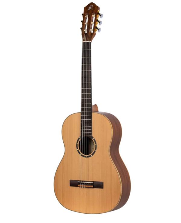 Ortega classic guitar 4/4 R131SN solid cedar