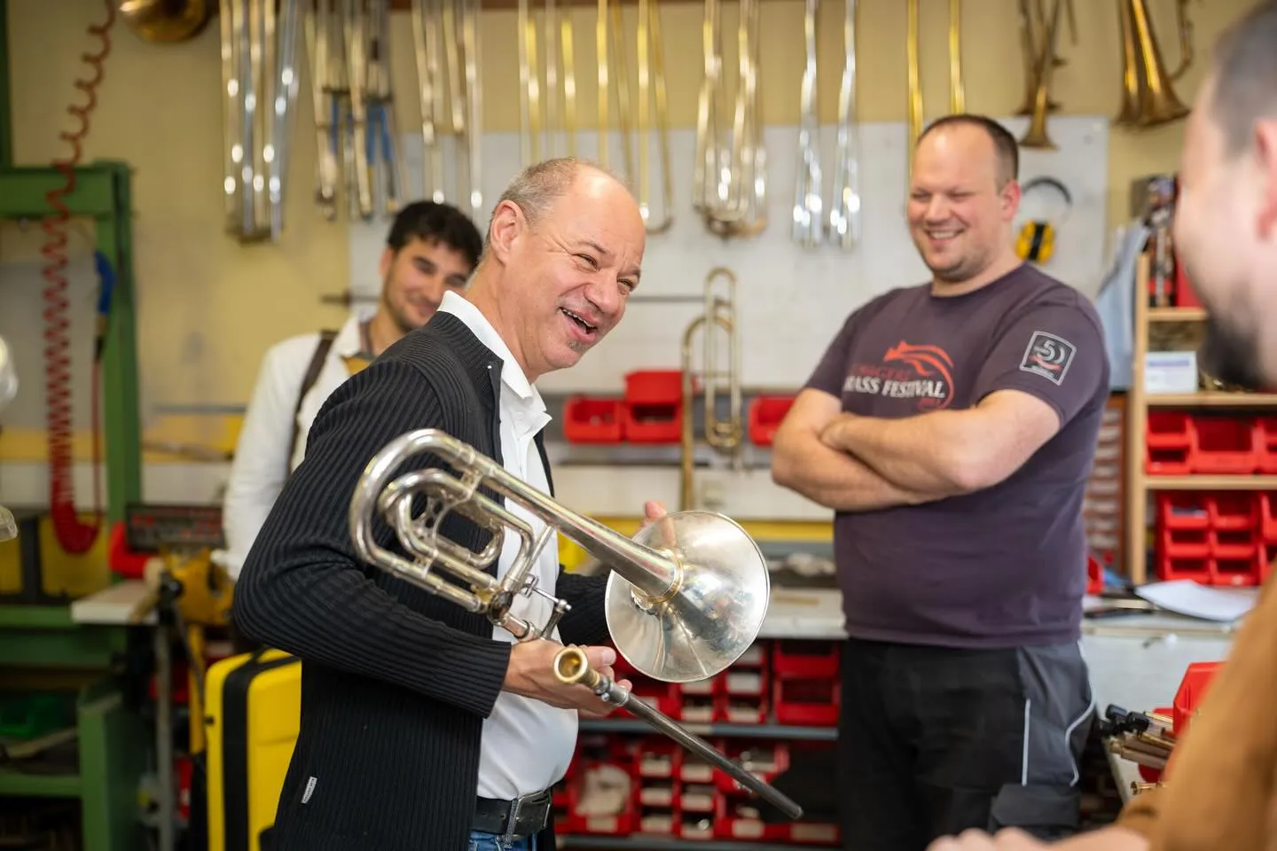 Full house this Friday in our workshop: a few custom adjustments for Nikolaus Singhania’s trombone, and quickly cutting and converting Gerhard Füssl’s trombone bell into a screw-on version for the brand new Mnozil Brass program. #wienersymphoniker #mnozilbrass #schagerlartist #schagerltrombone #viennasymphonyorchestra
