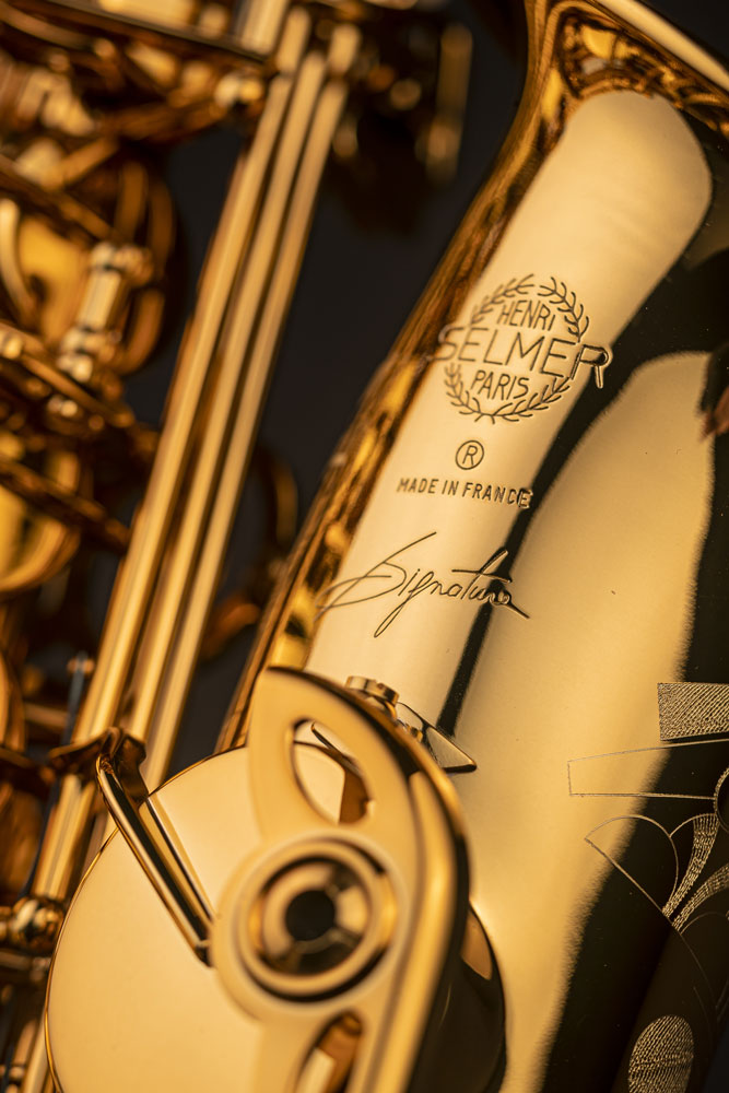 Selmer Alto Saxophone "Signature" Gold lacquered