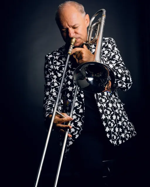 208163983eb2638422e90fb4d61d4483